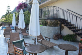  Aristotelis Apartments  Фрикес